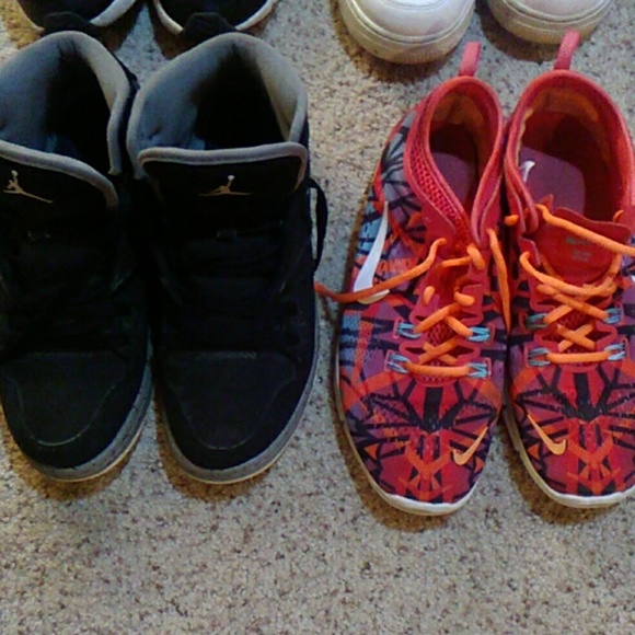 Shoes - Picture 4 of 4